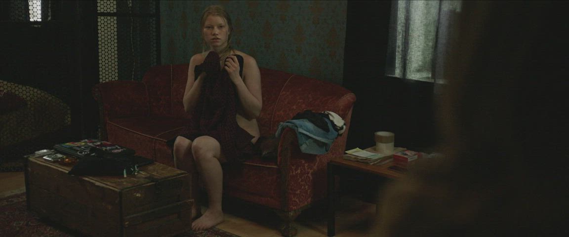 celebrity cinema lesbian nudity clip