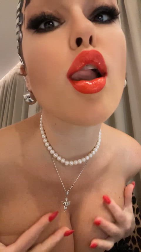 big tits boobs onlyfans shaking tits blowjobs goth-girls just-boobs tik-tok clip