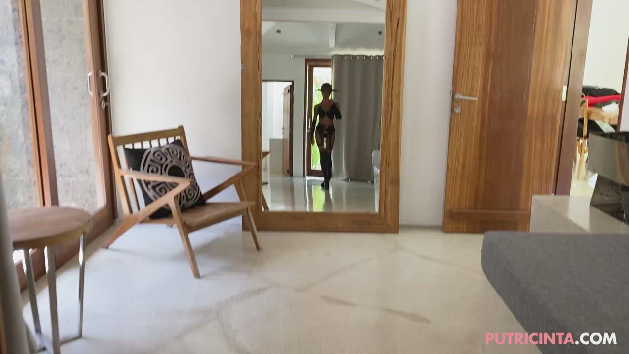 Asian Erotica Putri Cinta clip