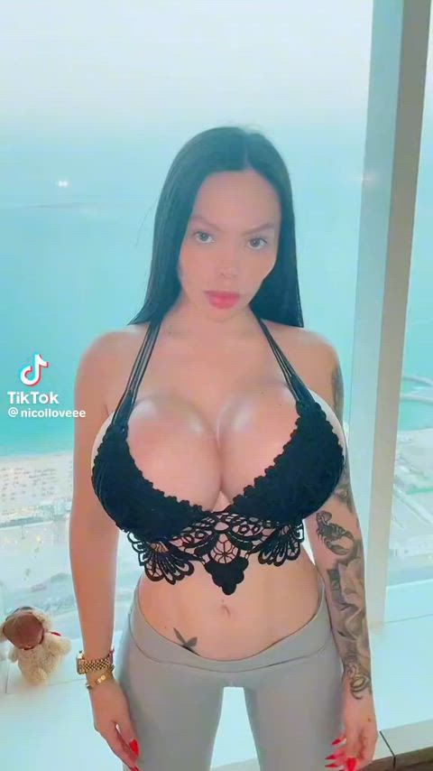 babe big tits brunette huge tits latina tits clip