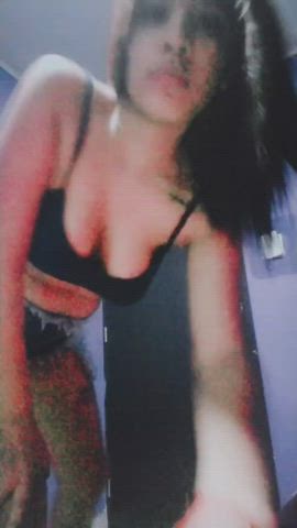 Teen Twerking Latina clip