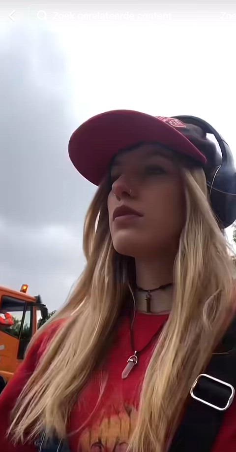 18 years old blonde funny teen clip