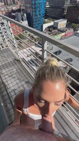 amateur blonde public clip