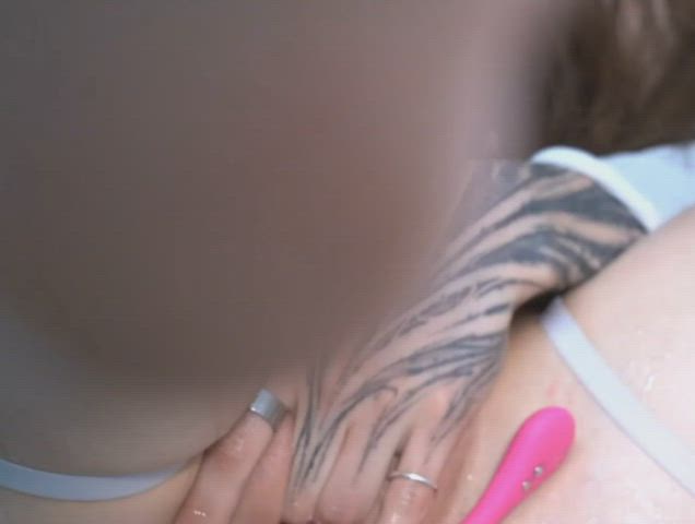 close up fingering petite pussy squirt squirting teen tits clip