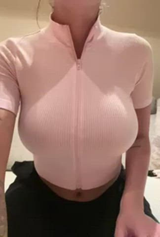 Hey! This is my first post here xx