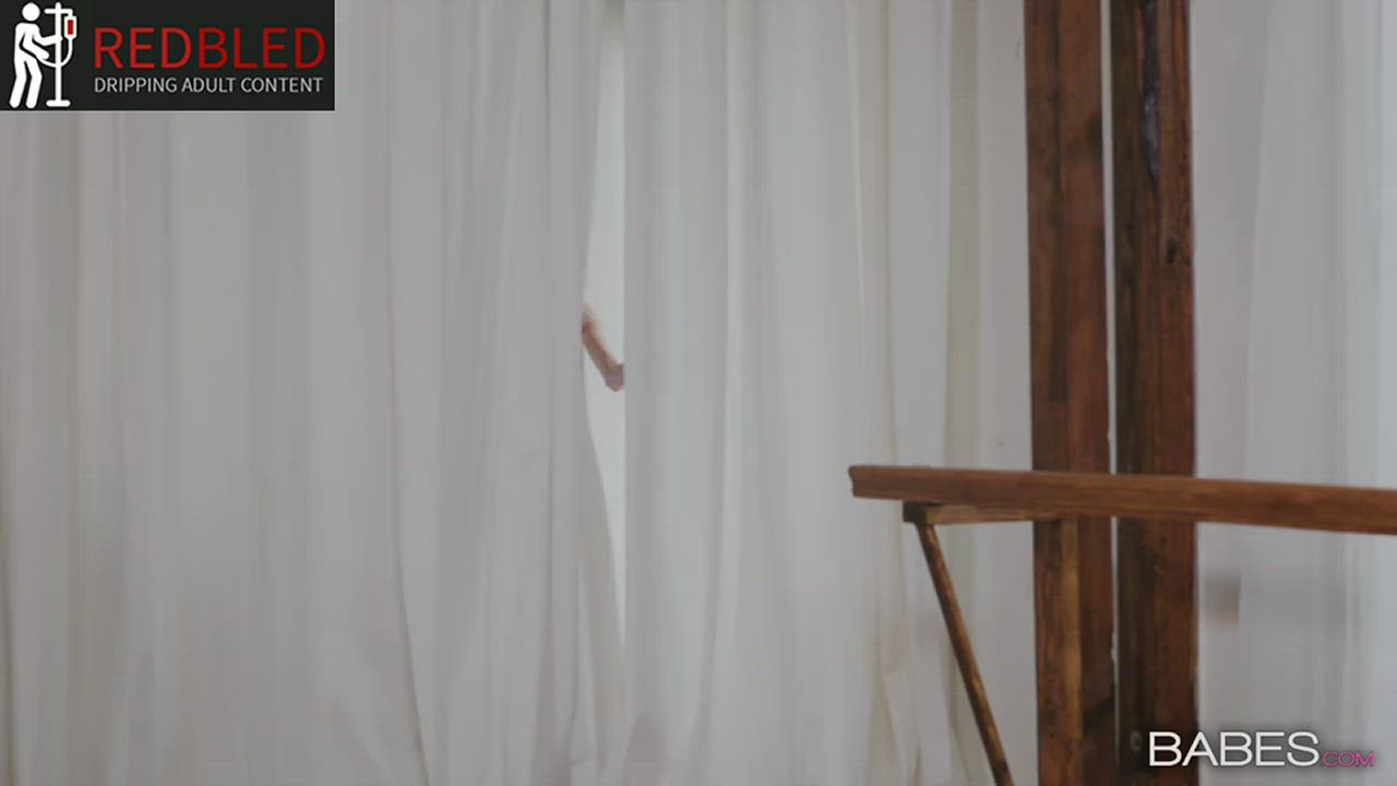 Elsa Jean Flexible Lesbians clip