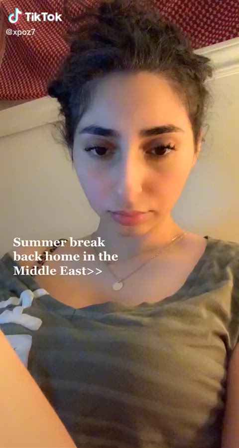 arab big tits boobs huge tits jerk off muslim tiktok clip