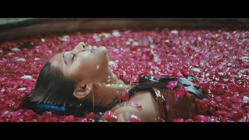indian romance seduction clip