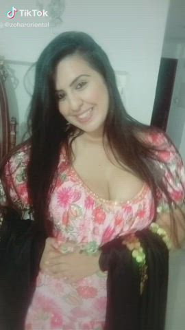 amateur arab big tits cleavage dirty talk egyptian homemade tiktok clip