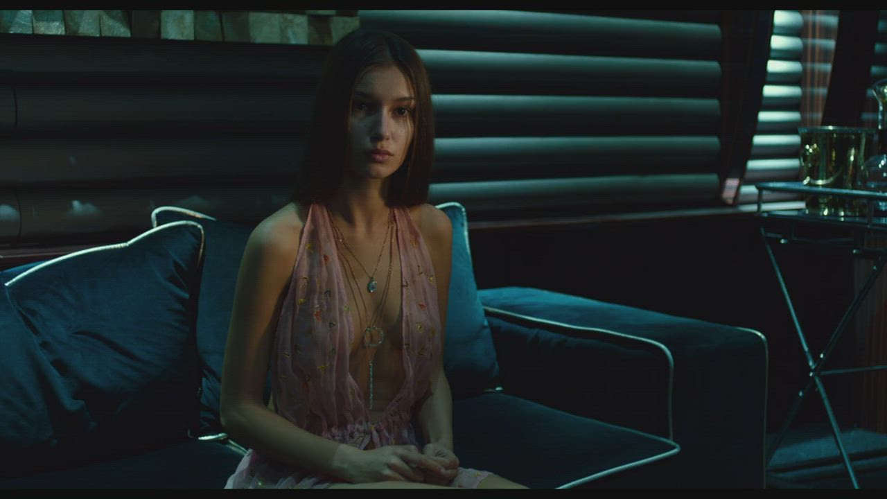 Celebrity Italian Nudity clip