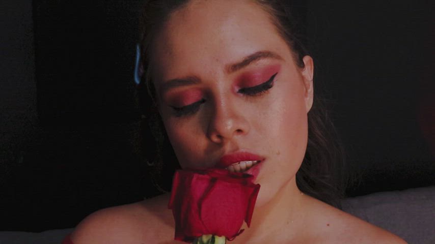 big tits camsoda camgirl curvy flirt4free heels latina red fox sex clip