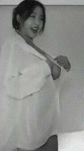 Asian Cute Dancing clip