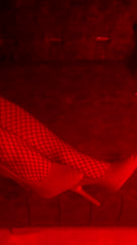 I see RED (f) ! π