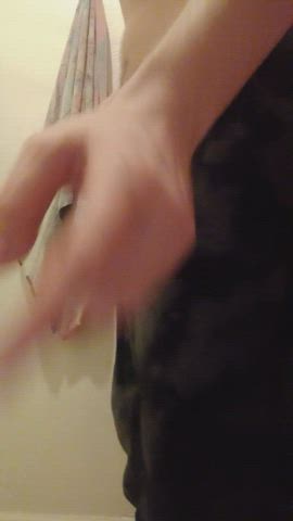just my ass jiggling in a thong π€