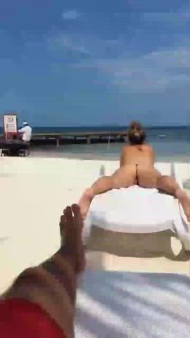Beach Pussy Pussy Lips clip