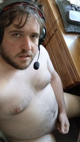 Bear Gay Hairy Masturbating clip