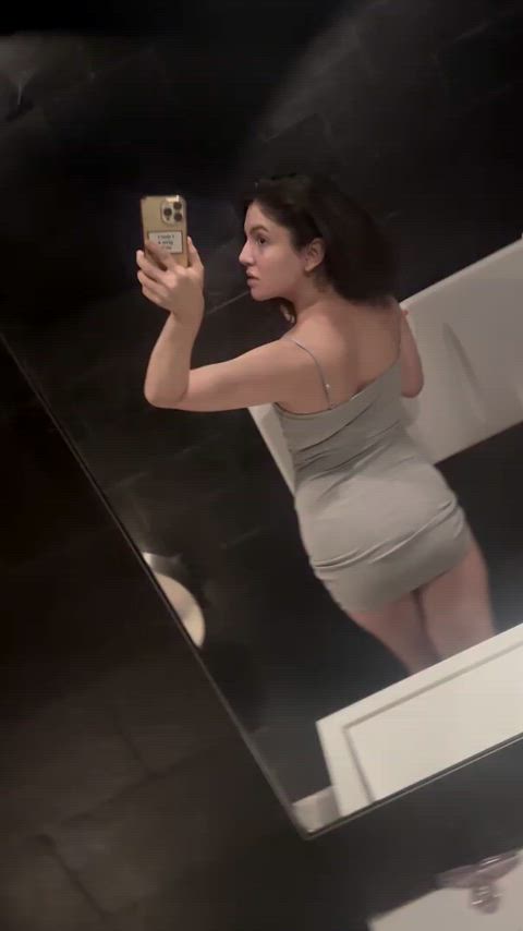 My eyes are up heređź‘€