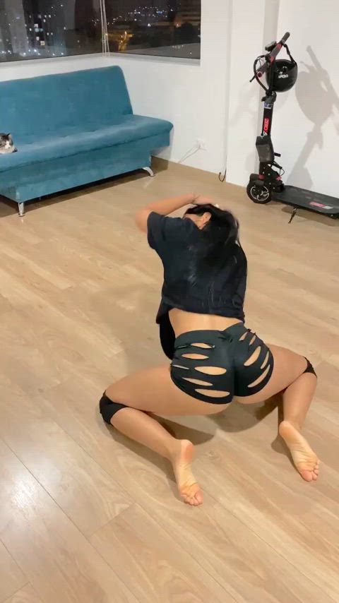 ass colombian twerking latinas clip