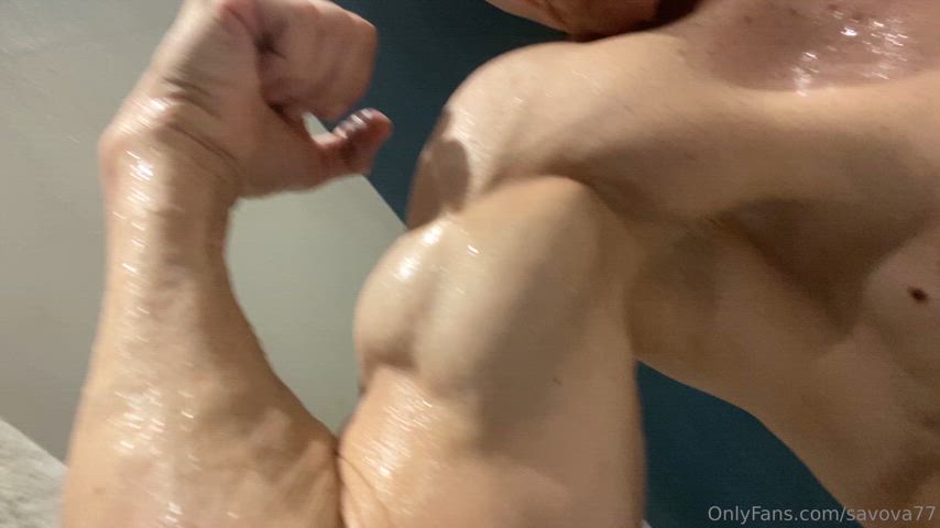 bodybuilder muscles muscular girl muscular milf flexing clip