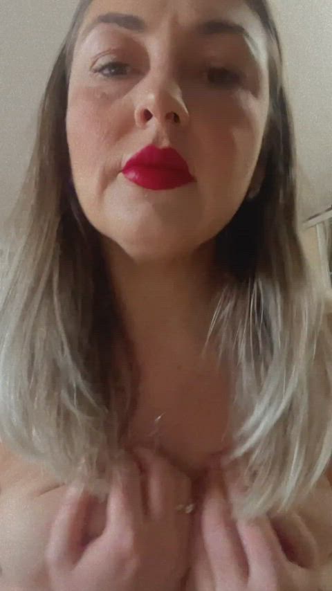 barefootmilf milf muscular milf pilatesmilf milfnhoney clip