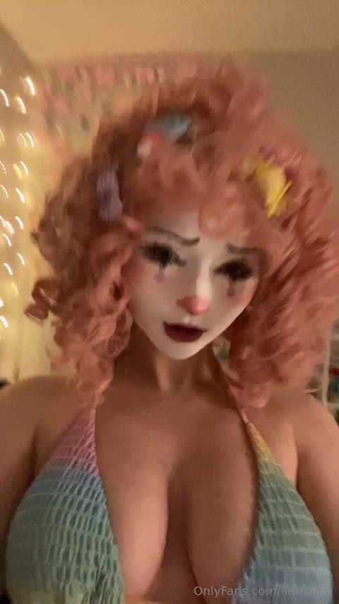 ass clown girl tits clip