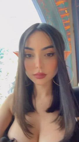 big tits brazilian brunette celebrity cleavage cosplay jiggling clip