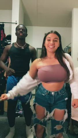 Big Tits Huge Tits TikTok clip