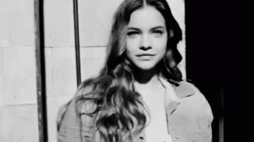 Barbara Palvin Model clip
