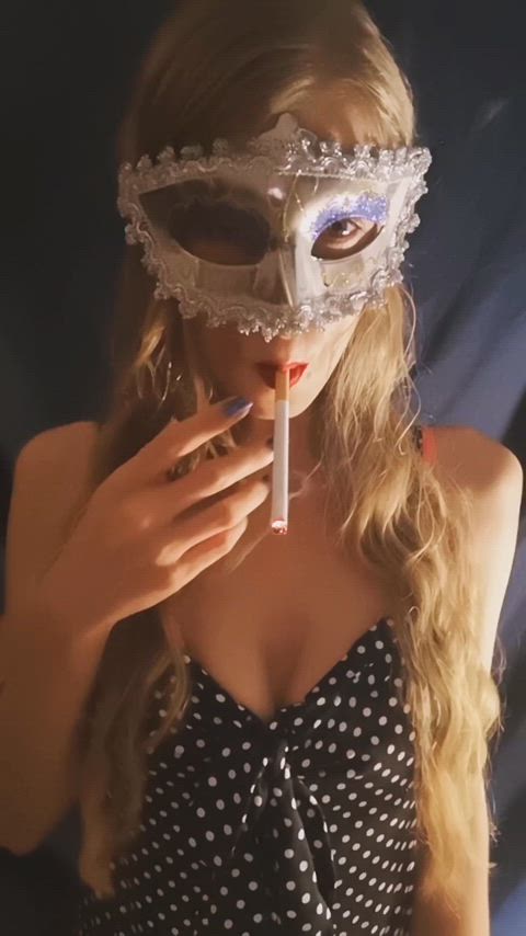 Let's consume so many cigarettes together π¬