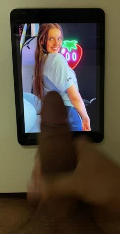 Showered Loserfruit’s Juicy Ass!