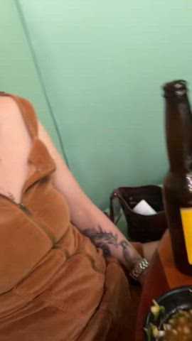 I orgasmed in a restaurant full of people