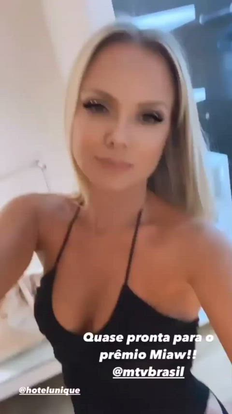 celebrity brazilian blonde dress milf sensual clip