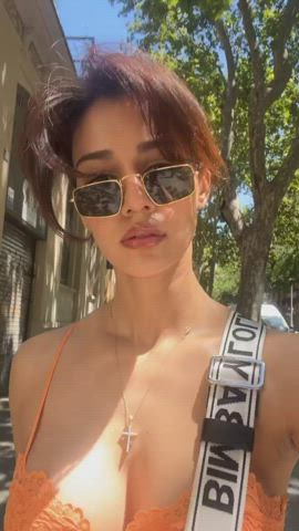 Disha Patani jiggling boobs