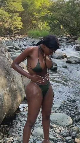 big tits ebony hourglass thick clip