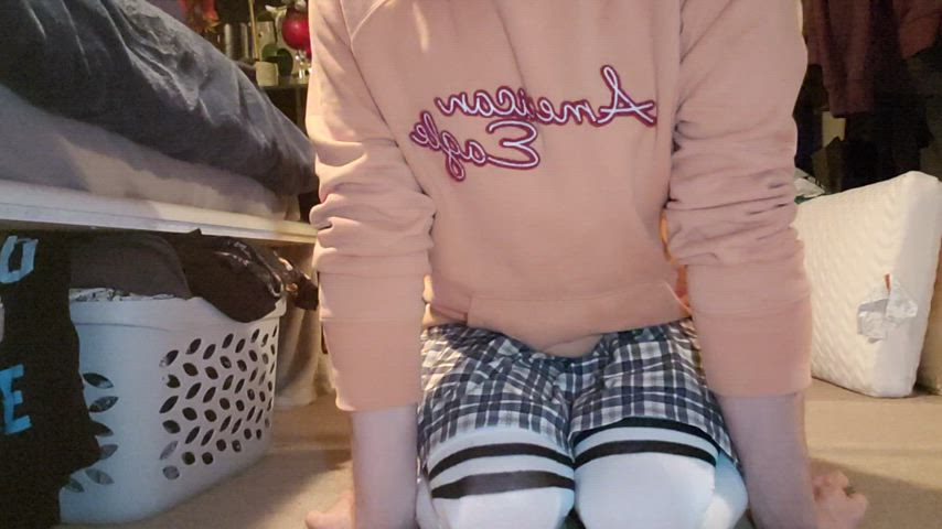 Let me lift my skirt for you! :3