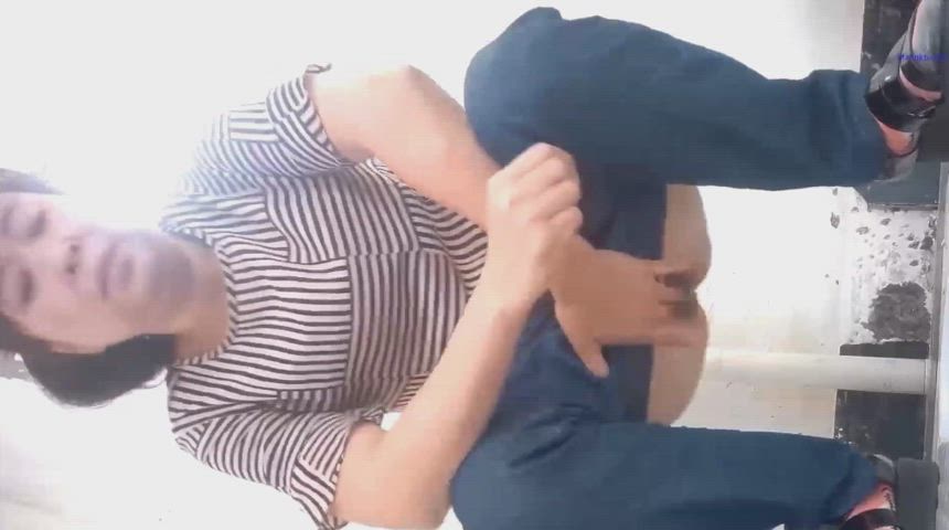 asian babe toilet clip