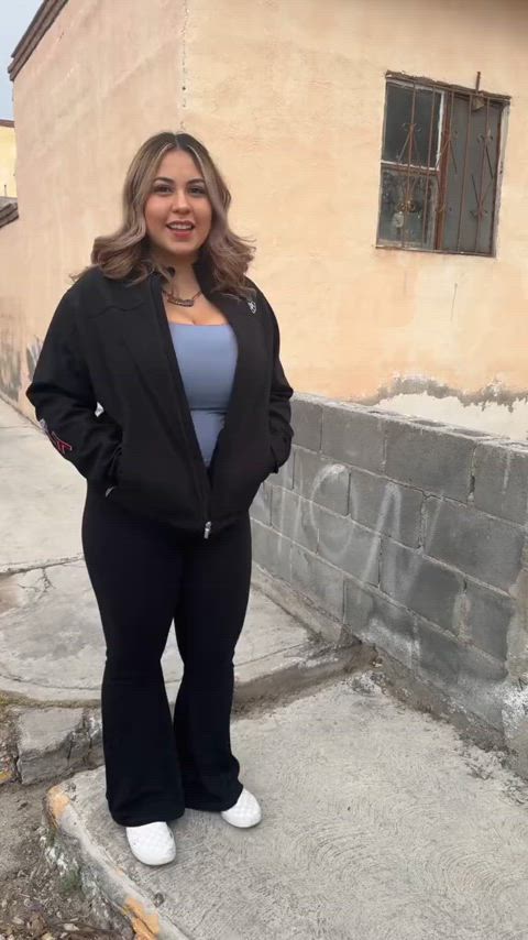 Big in grey
