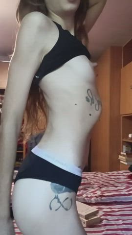 amateur petite small tits tiny-tits clip