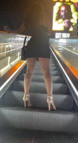 Flashing Public Skirt clip