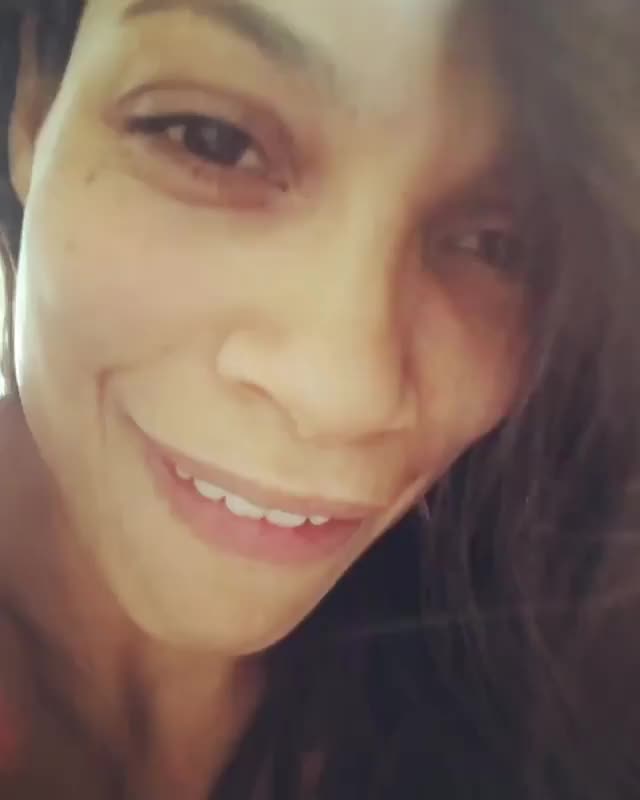 rosariodawson on Instagram “#happyhalloween #sittinonthetoilet” • Instagram
