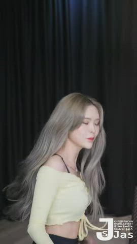 ass dancing korean tease tits clip