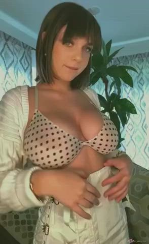 Big Tits MILF Pretty Teen Tits clip