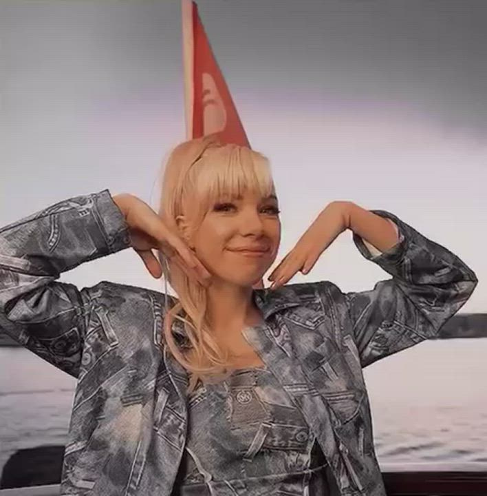 Blonde Cute Smile clip