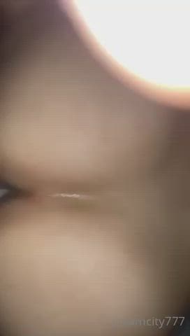 She cream pretty on it