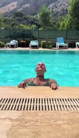 ass big tits bikini pool tease clip