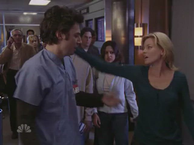 bra celebrity elizabeth banks clip