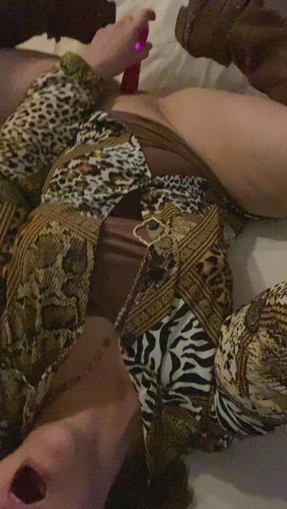 Dildo Masturbating Mature clip