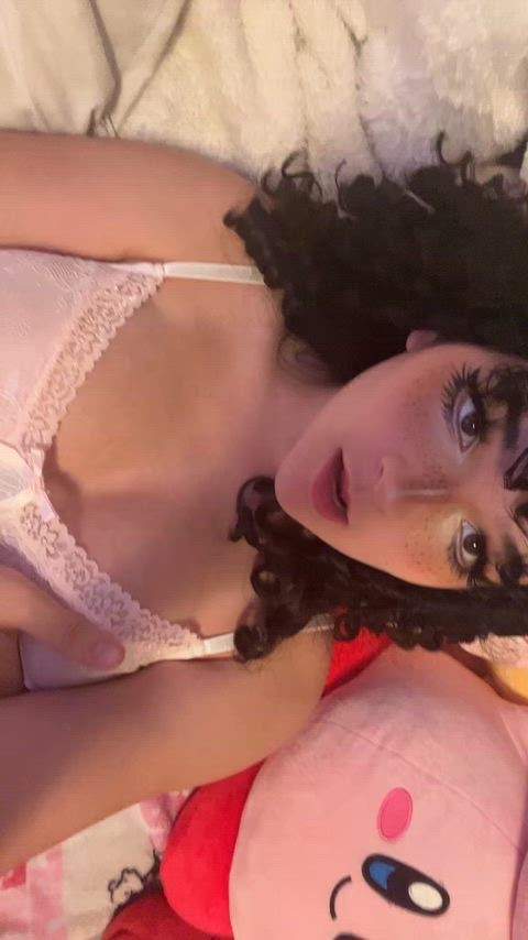 Small tits but 19 andcrazy in the head😜