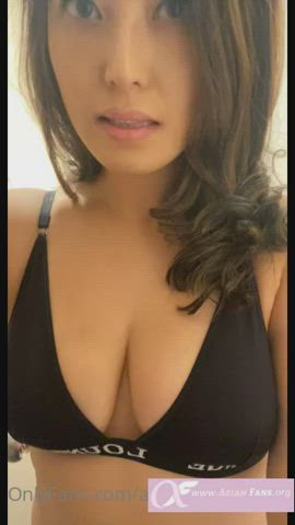 asian asianhotwife onlyfans r/asiansgonewild clip