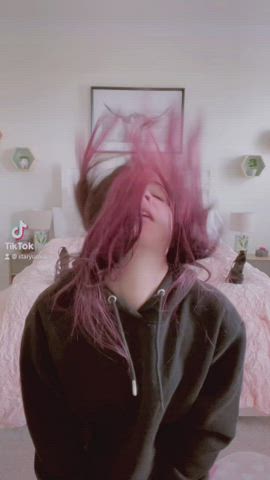Dancing Latina TikTok clip